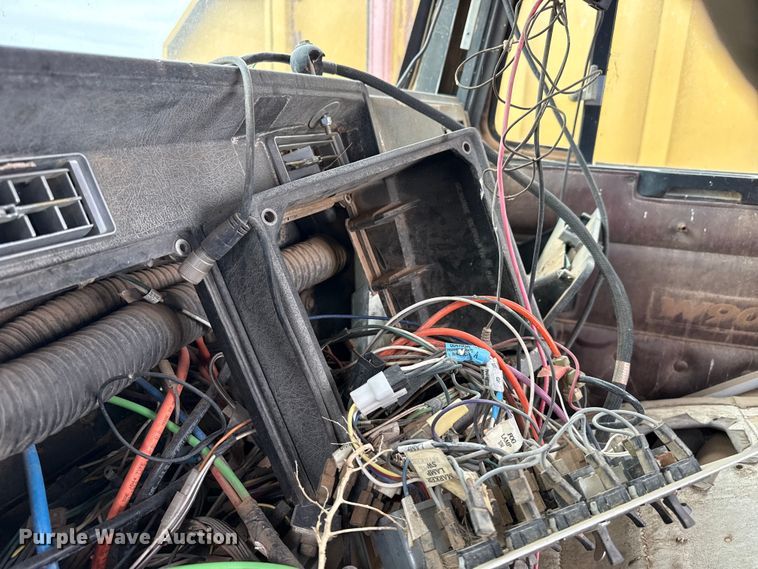 image for item FB6805 1997 Kenworth W900B semi truck