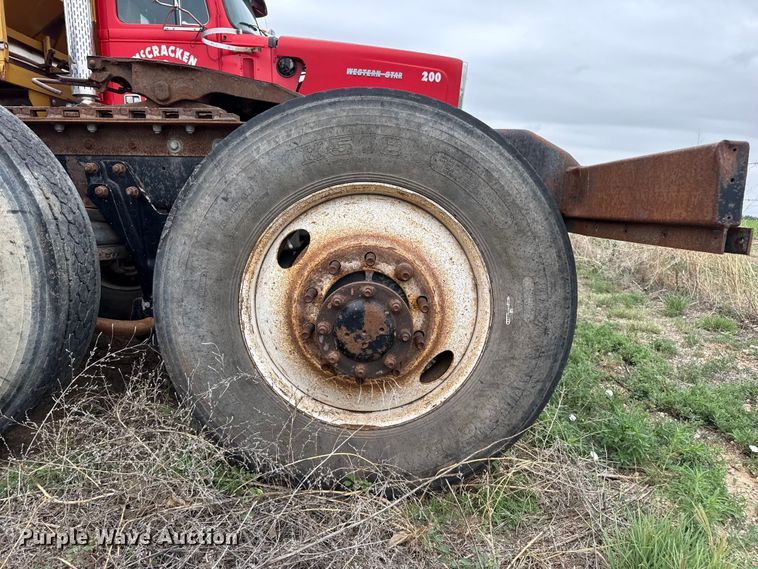 image for item FB6805 1997 Kenworth W900B semi truck