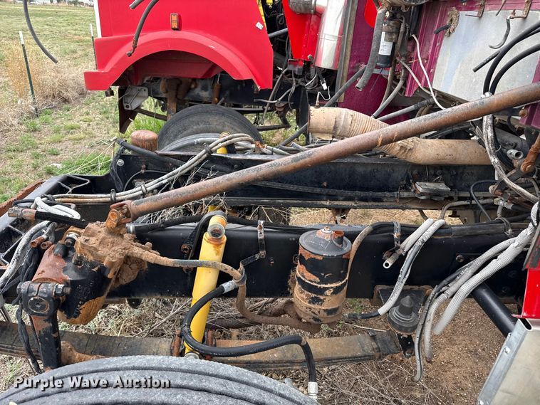 image for item FB6807 1997 Western Star 4964EX truck cab and chassis