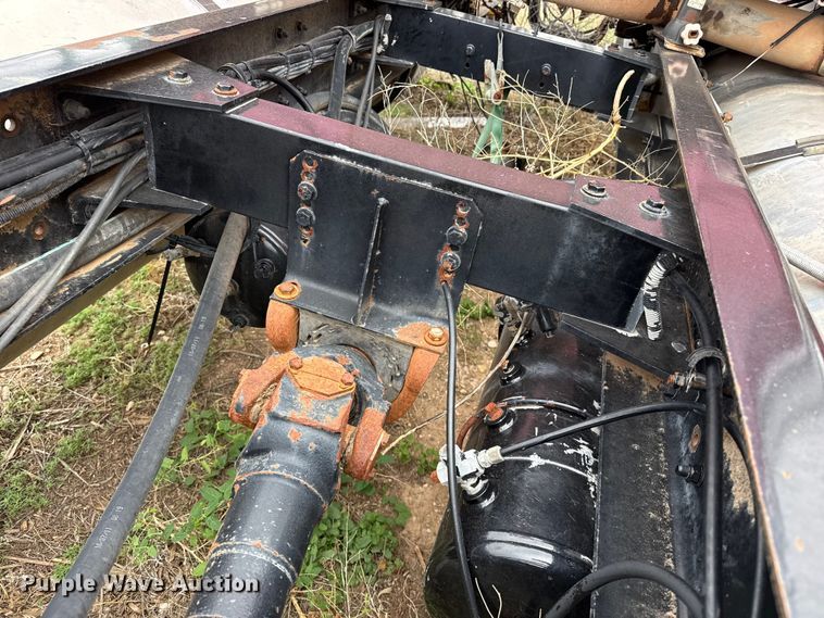 image for item FB6807 1997 Western Star 4964EX truck cab and chassis