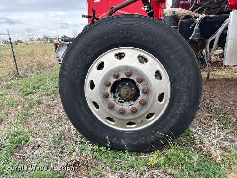 image for item FB6807 1997 Western Star 4964EX truck cab and chassis