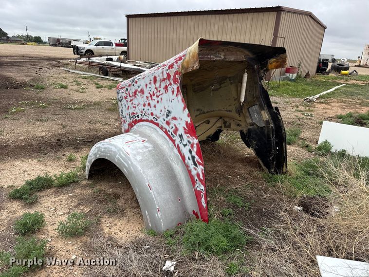 image for item FB6811 Semi truck hood