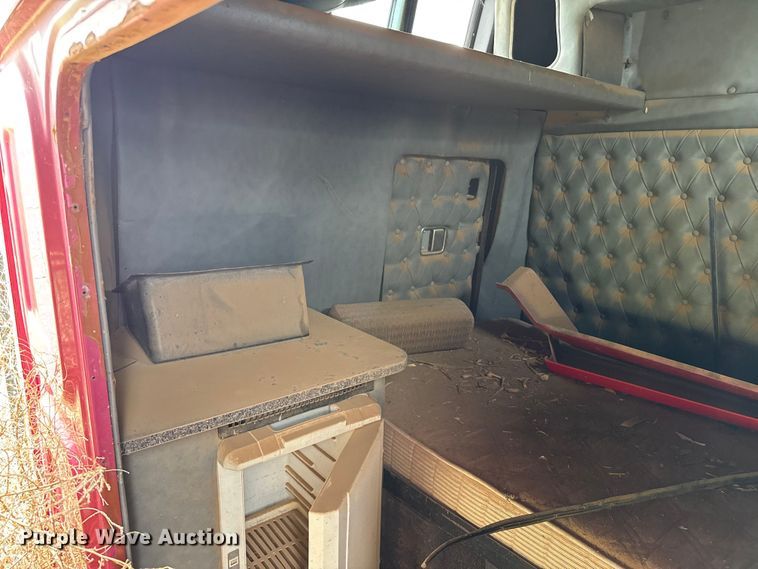 image for item FB6812 Western Star truck hood and 72