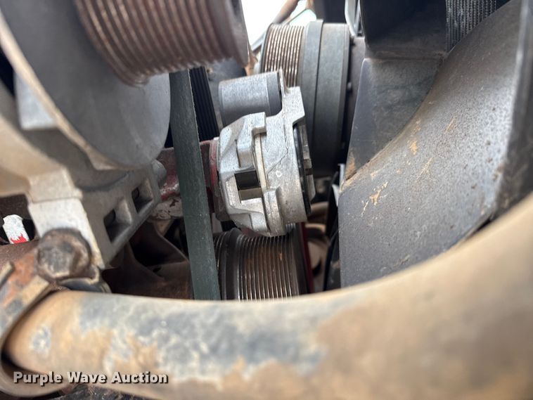 image for item FB6817 2005 International 9400i semi truck