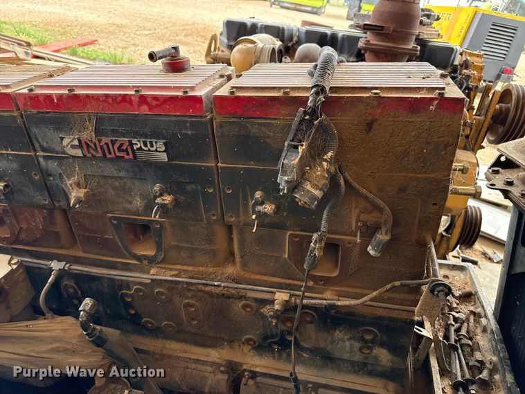 image for item FB6818 Cummins N14 engine