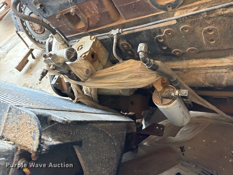 image for item FB6818 Cummins N14 engine