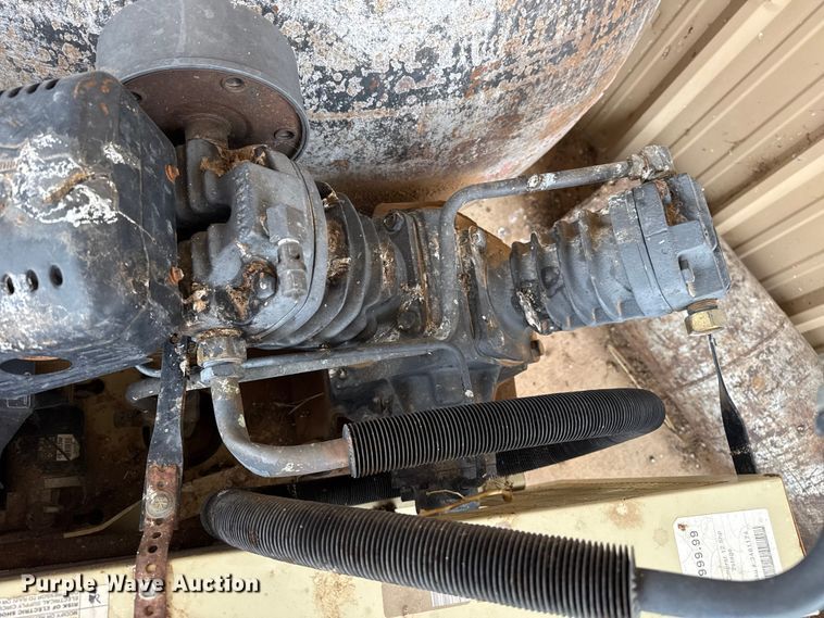 image for item FB6819 (5) air compressors
