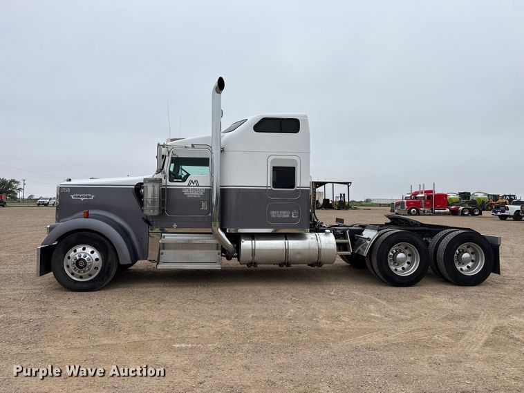 image for item FB6820 1997 Kenworth W900B semi truck
