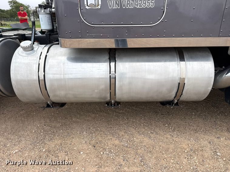 image for item FB6820 1997 Kenworth W900B semi truck