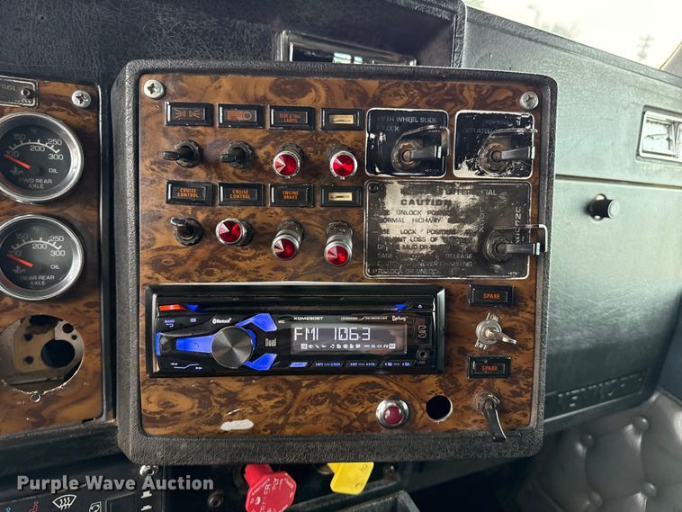 image for item FB6820 1997 Kenworth W900B semi truck
