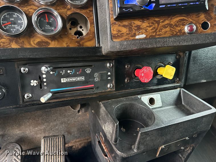 image for item FB6820 1997 Kenworth W900B semi truck