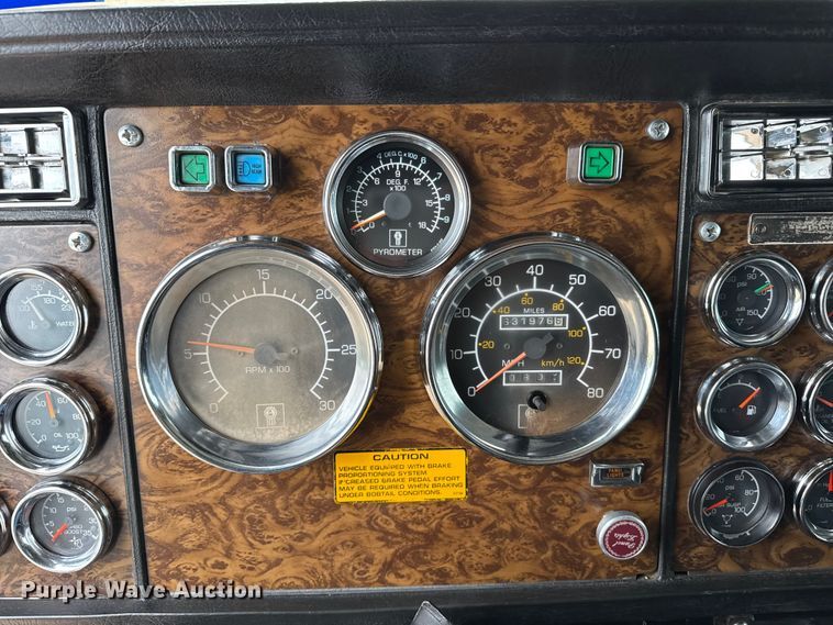 image for item FB6820 1997 Kenworth W900B semi truck