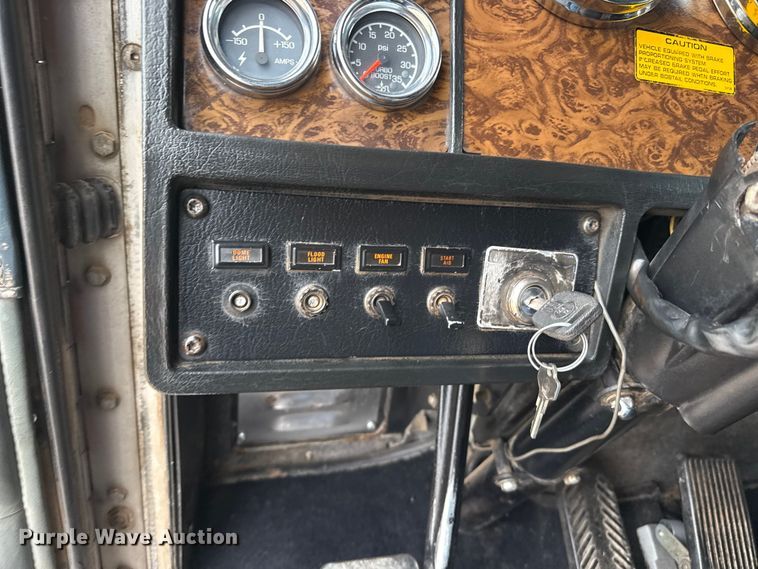image for item FB6820 1997 Kenworth W900B semi truck