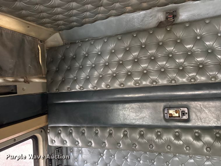 image for item FB6820 1997 Kenworth W900B semi truck