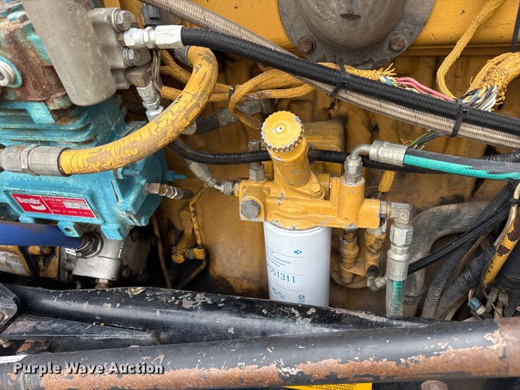image for item FB6820 1997 Kenworth W900B semi truck