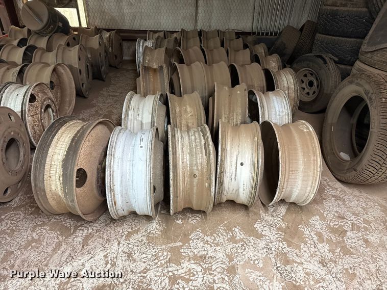 image for item FB6821 (31) wheels