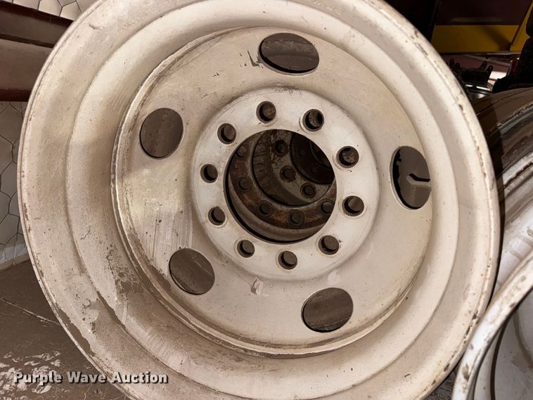 image for item FB6821 (31) wheels