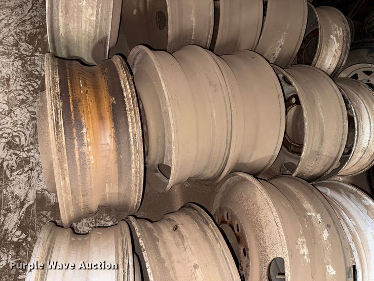 image for item FB6821 (31) wheels