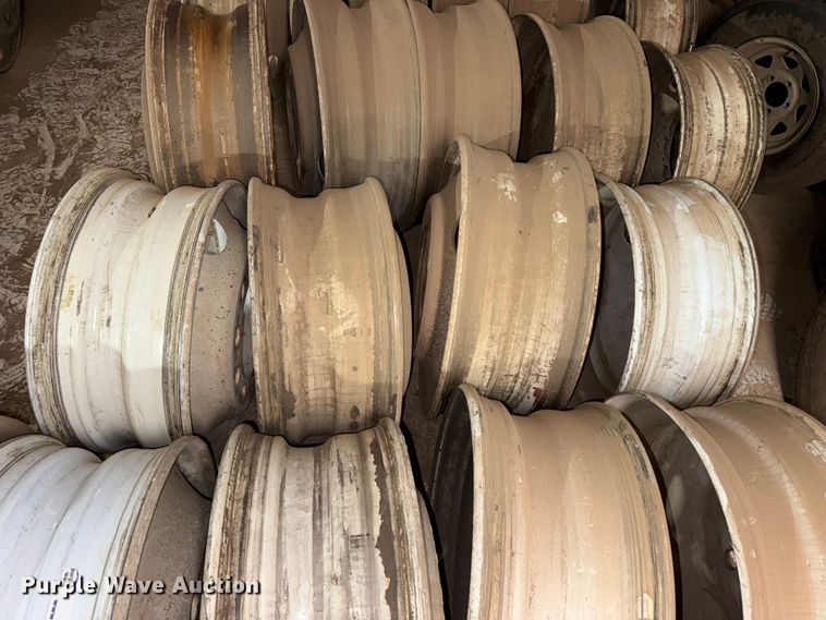 image for item FB6821 (31) wheels