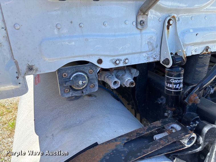 image for item FC1657 2018 Freightliner Cascadia 125 semi truck
