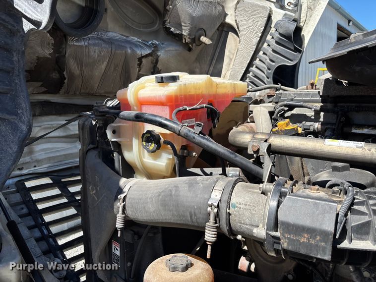 image for item FC1657 2018 Freightliner Cascadia 125 semi truck