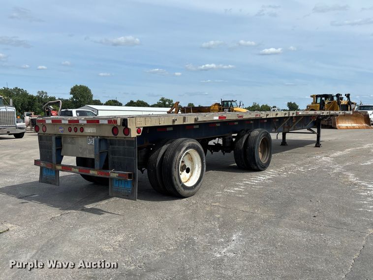 image for item FC1694 1999 Utility FS2CHA flatbed trailer