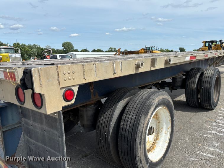 image for item FC1694 1999 Utility FS2CHA flatbed trailer