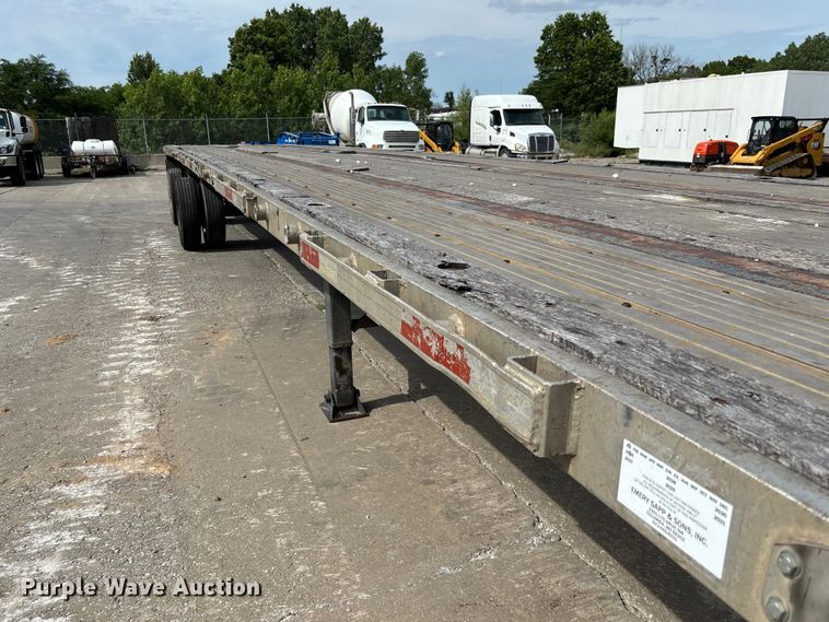 image for item FC1694 1999 Utility FS2CHA flatbed trailer