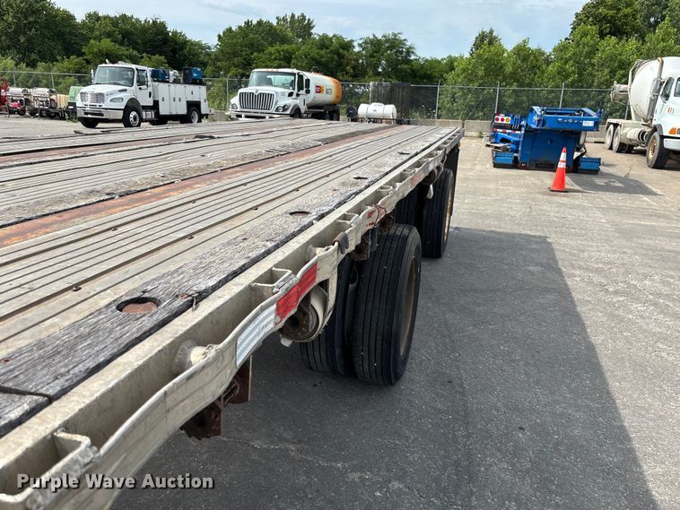 image for item FC1694 1999 Utility FS2CHA flatbed trailer