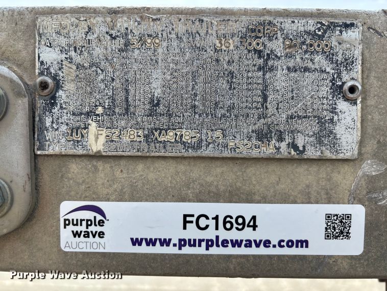 image for item FC1694 1999 Utility FS2CHA flatbed trailer