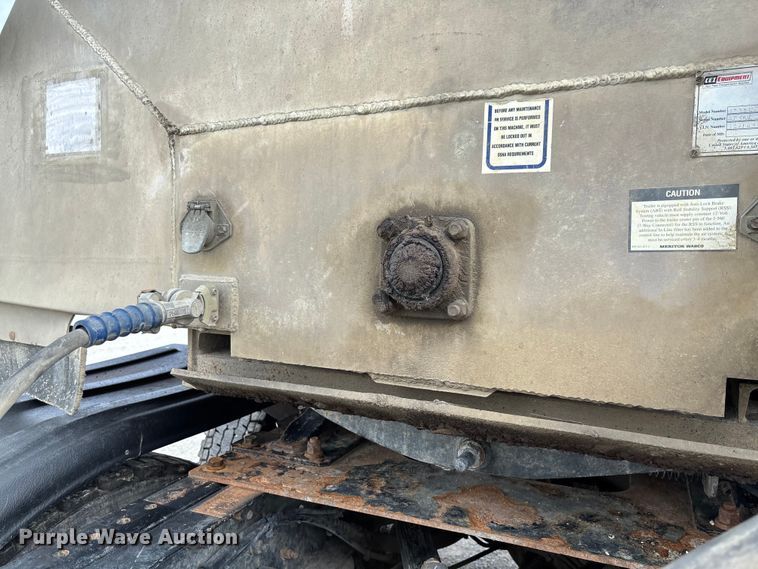 image for item FC1727 2018 Pacer AT35LW feed delivery trailer
