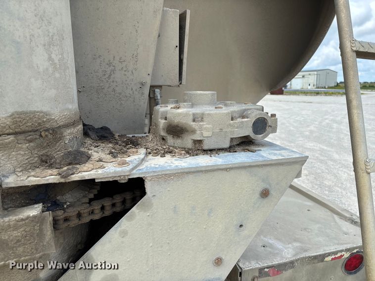 image for item FC1727 2018 Pacer AT35LW feed delivery trailer