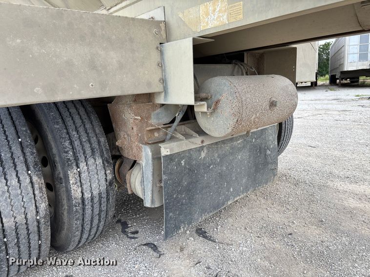 image for item FC1727 2018 Pacer AT35LW feed delivery trailer