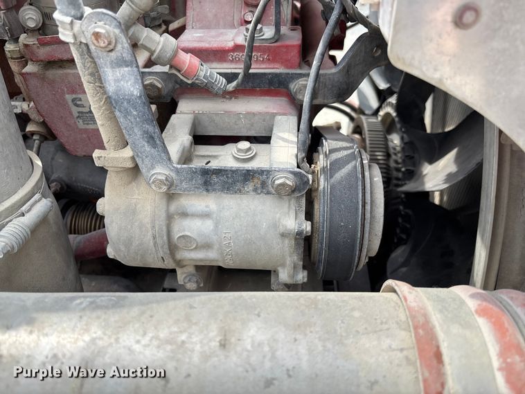 image for item FC1728 2020 Kenworth T800 semi truck