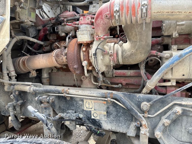 image for item FC1728 2020 Kenworth T800 semi truck