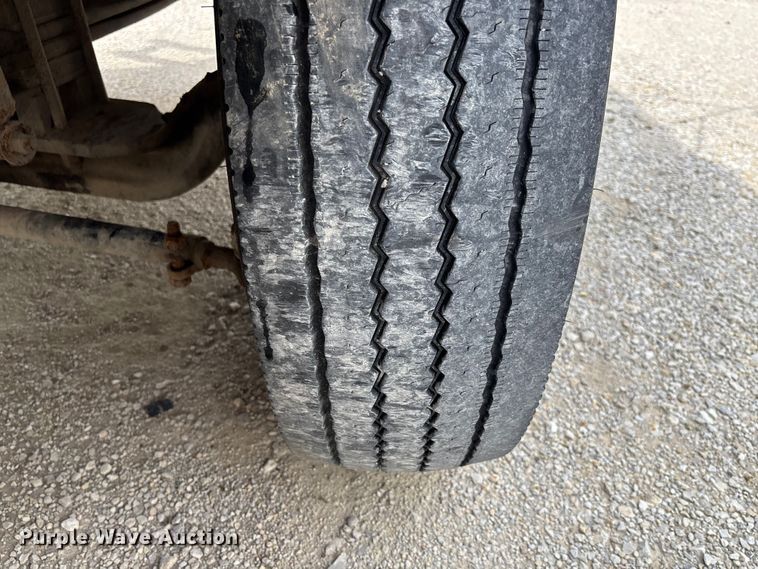 image for item FC1728 2020 Kenworth T800 semi truck