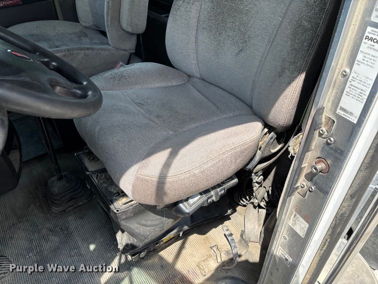 image for item FC1729 2020 Kenworth T800 semi truck