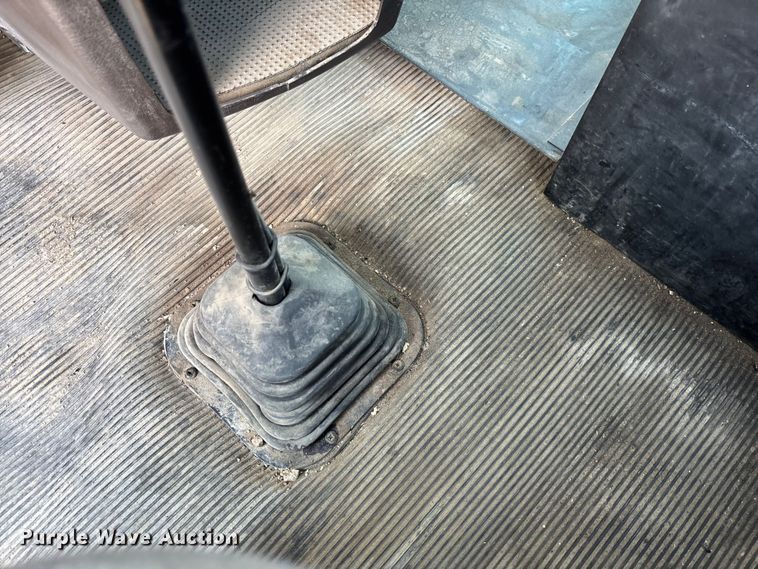 image for item FC1729 2020 Kenworth T800 semi truck