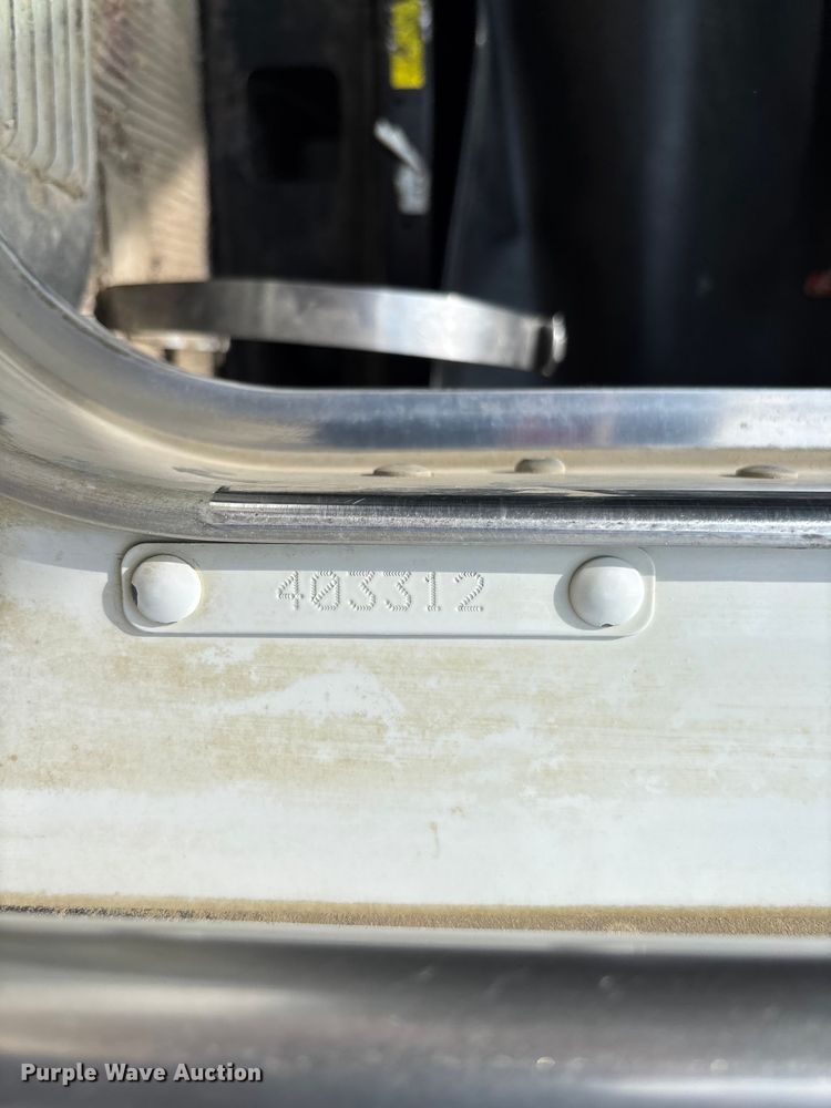 image for item FC1729 2020 Kenworth T800 semi truck