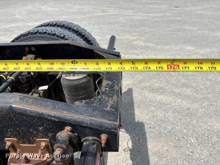 image for item FC1730 2016 Mack CXU613 semi truck