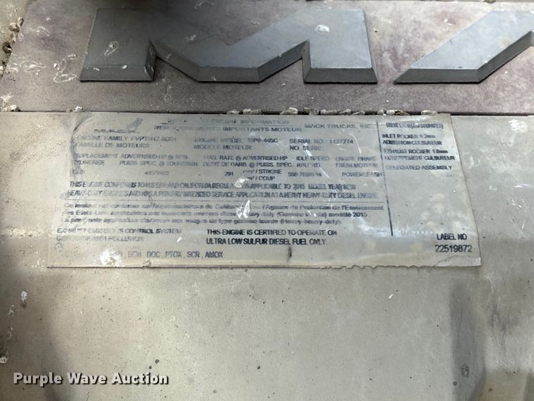 image for item FC1731 2016 Mack CXU613 semi truck