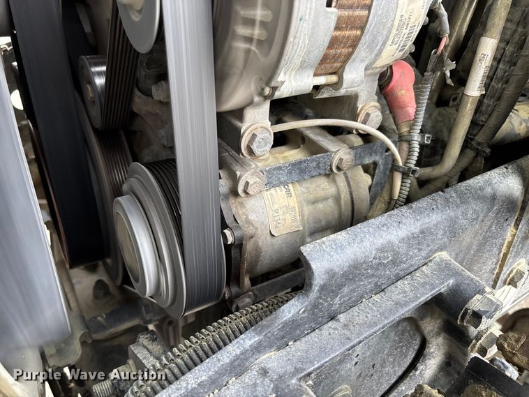 image for item FC1733 2019 Kenworth T880 semi truck