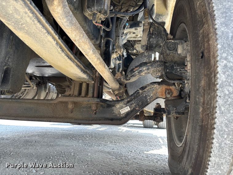 image for item FC1733 2019 Kenworth T880 semi truck