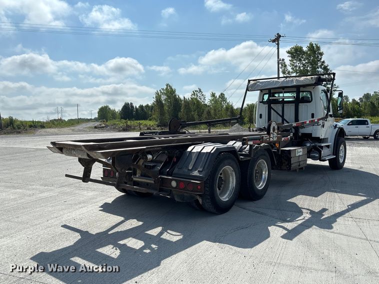 image for item FC1737 2013 Freightliner Business Class M2 roll-off container truck