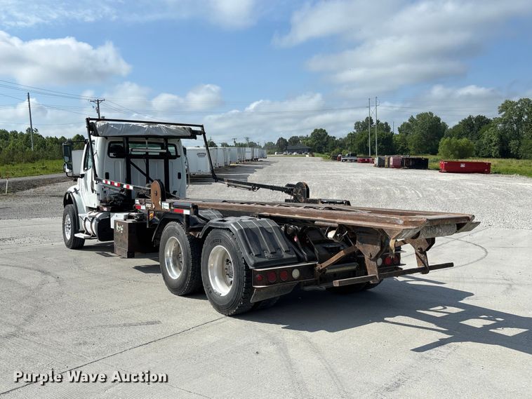 image for item FC1737 2013 Freightliner Business Class M2 roll-off container truck