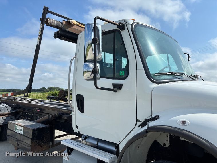 image for item FC1737 2013 Freightliner Business Class M2 roll-off container truck