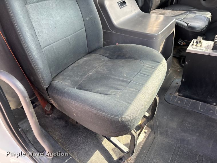 image for item FC1737 2013 Freightliner Business Class M2 roll-off container truck