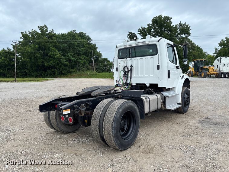 image for item FC1745 2016 Freightliner Business Class M2 106 semi truck