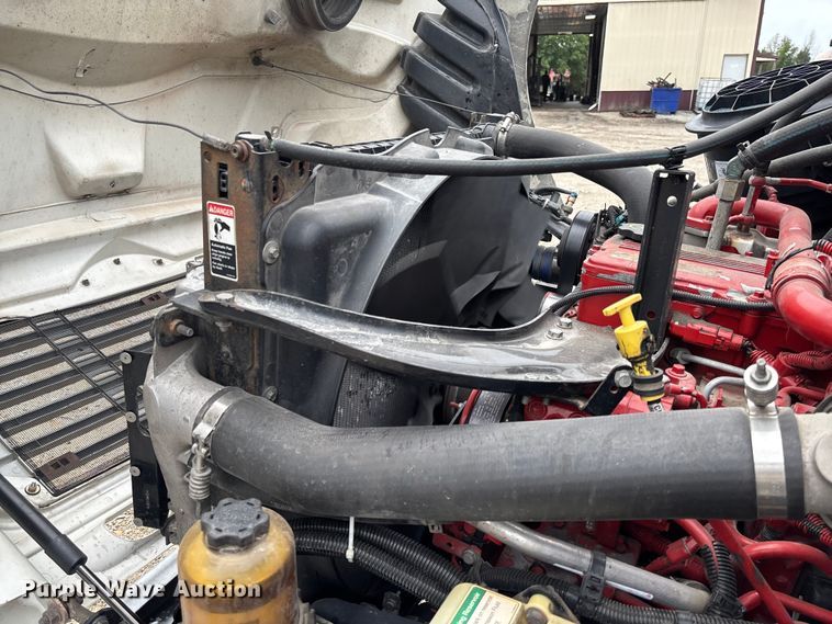 image for item FC1745 2016 Freightliner Business Class M2 106 semi truck