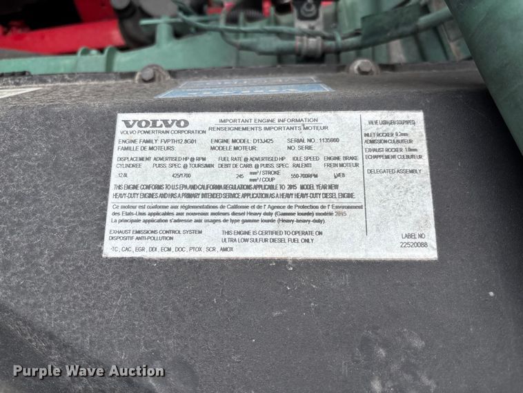 image for item FC1747 2016 Volvo VNL semi truck